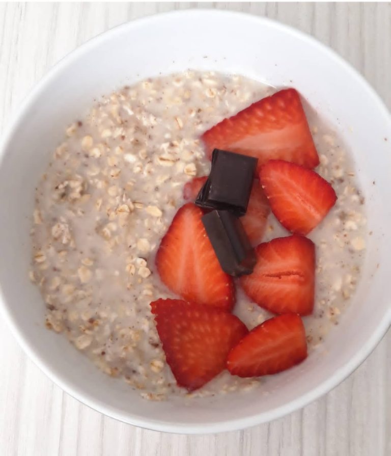 Read more about the article Porridge με φράουλες (gluten free)
