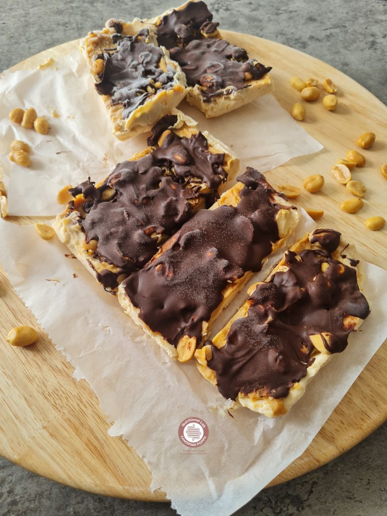 Read more about the article Μπάρες-παγωτό τύπου “snickers”🥜